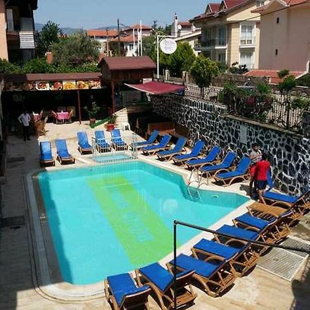 Ozlem 1 Apartments İcmeler Bagian luar foto
