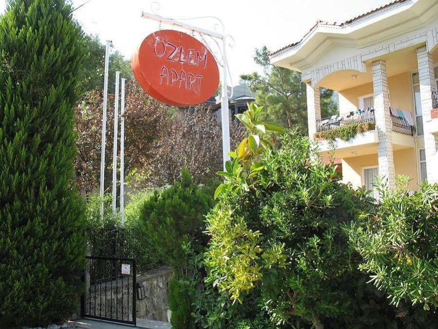 Ozlem 1 Apartments İcmeler Bagian luar foto