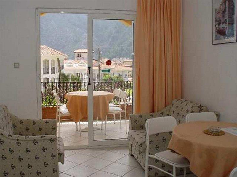 Ozlem 1 Apartments İcmeler Bagian luar foto