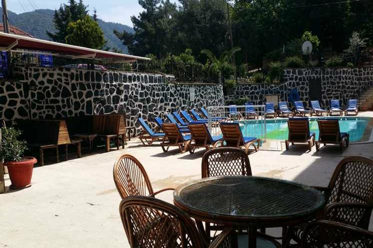 Ozlem 1 Apartments İcmeler Bagian luar foto