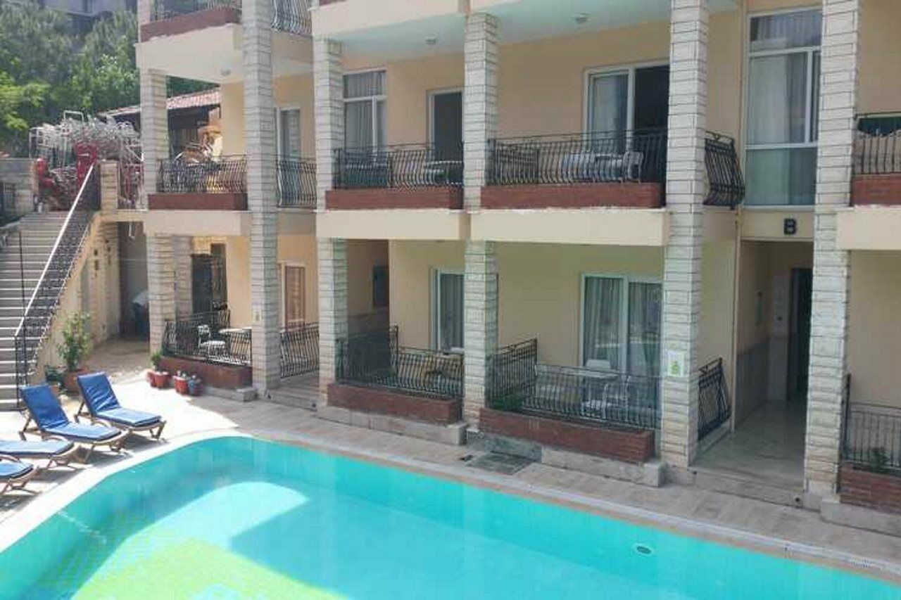 Ozlem 1 Apartments İcmeler Bagian luar foto